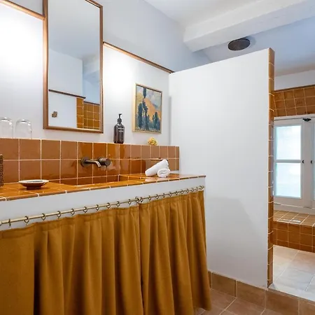 Hotel Le Moulin, A Beaumier Lourmarin