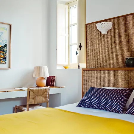 Le Moulin, Lourmarin, A Beaumier 4* Lourmarin