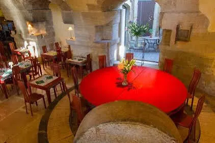 Hotel Le Moulin, A Beaumier Lourmarin