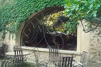Le Moulin, Lourmarin, A Beaumier 4* لورمارين